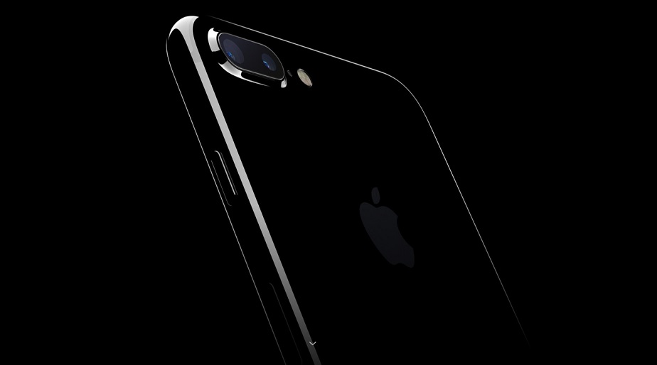 SEE WHATS NEW WITH THE IPHONE 7
